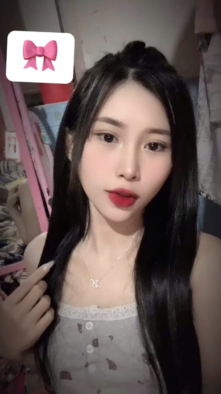 Vo ai’ xuân