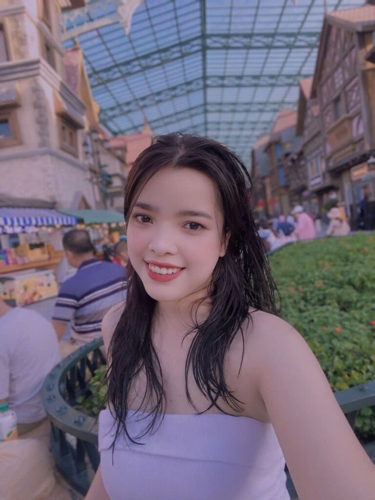 Ms Y